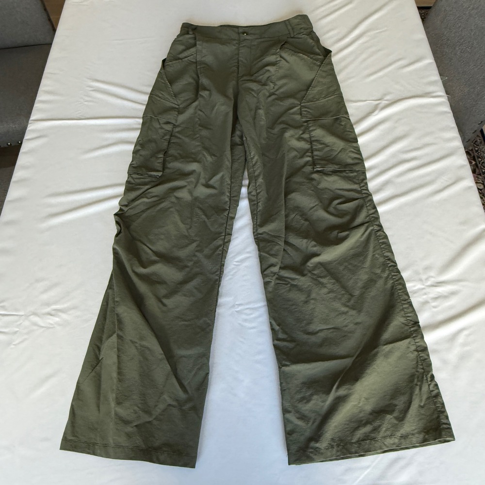 Halara Mid Rise Wide Leg Olive Green Cargo Pants Tech Utility Gorpcore Small - Picture 2 of 8